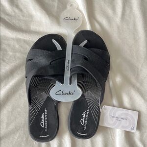 NWT Clarks Women's Black Cloudsteppers Slide Sandals